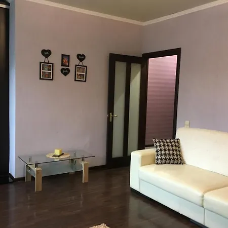 Flat In The City Center Daire